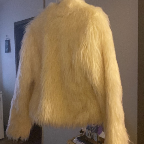 Crème fur coat - Picture 3 of 3